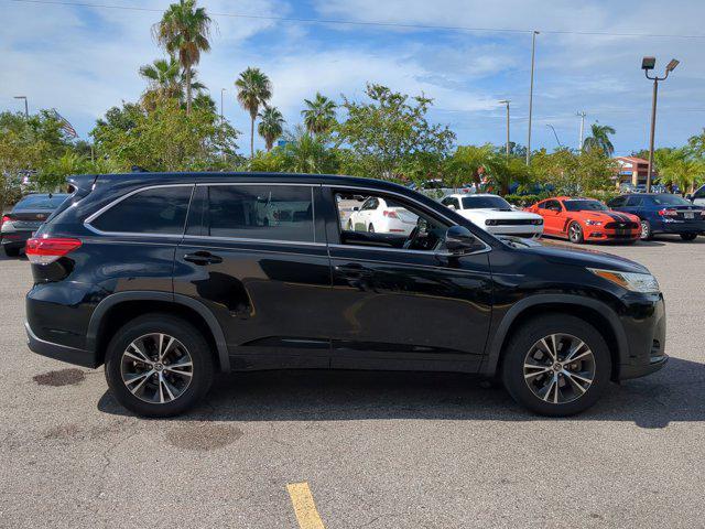 used 2018 Toyota Highlander car, priced at $19,272
