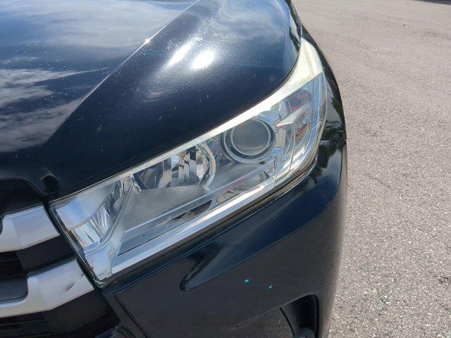 used 2018 Toyota Highlander car, priced at $19,272