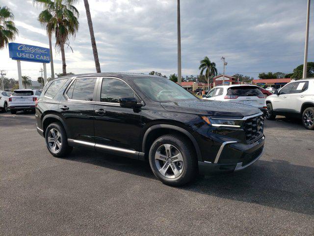 new 2025 Honda Pilot car, priced at $42,559