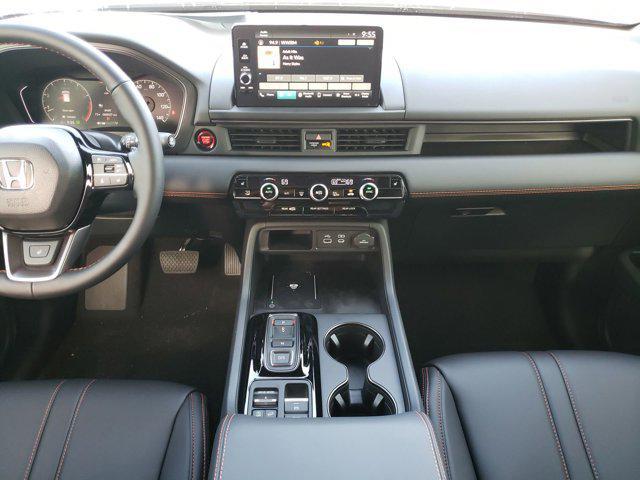 new 2025 Honda Pilot car, priced at $44,279