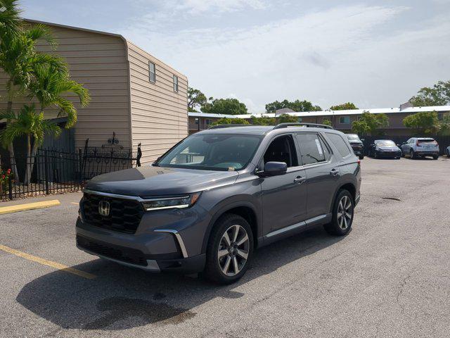 new 2025 Honda Pilot car, priced at $45,659
