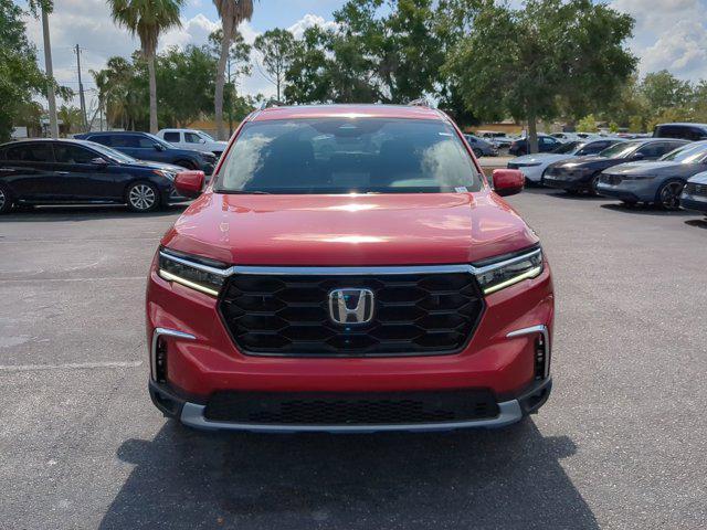 new 2025 Honda Pilot car, priced at $48,673