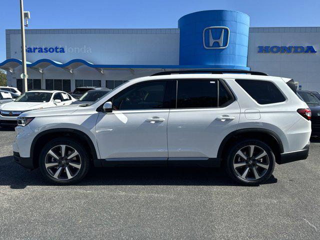 new 2025 Honda Pilot car, priced at $45,993