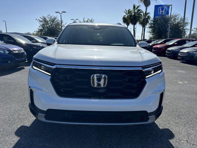 new 2025 Honda Pilot car, priced at $45,993