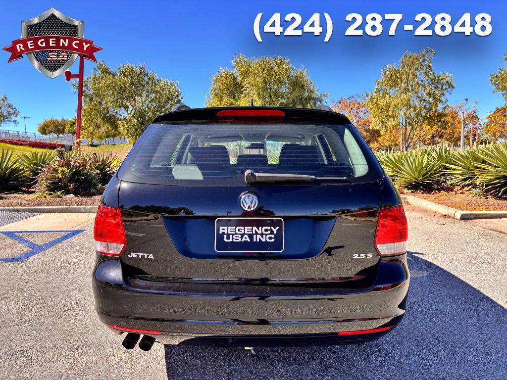 used 2013 Volkswagen Jetta SportWagen car, priced at $8,885