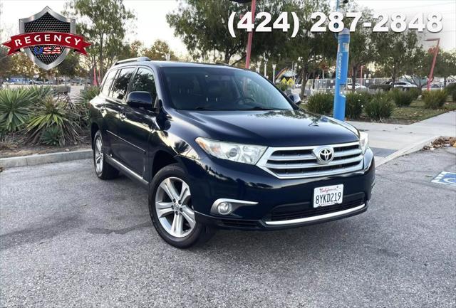 used 2013 Toyota Highlander car, priced at $12,885