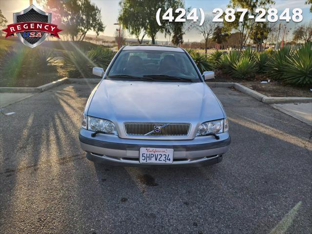 used 2000 Volvo S40 car, priced at $4,885