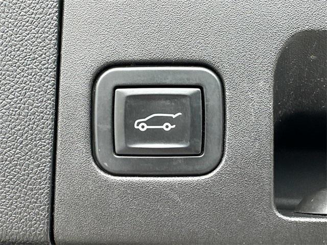 used 2019 Cadillac XT4 car, priced at $23,500