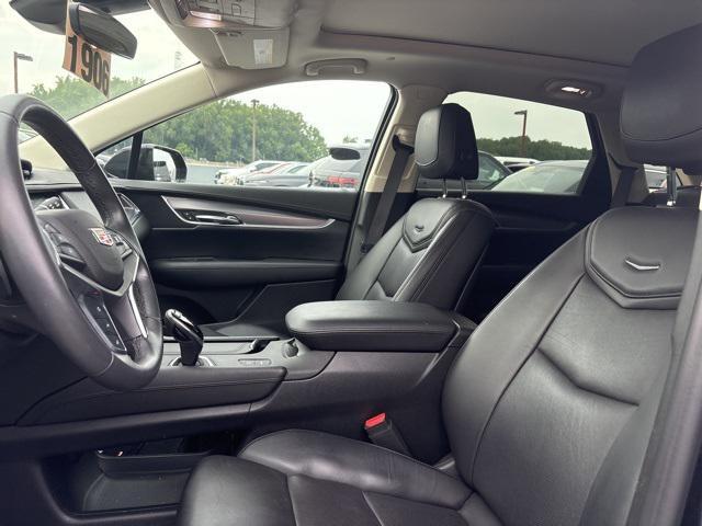 used 2017 Cadillac XT5 car, priced at $23,000