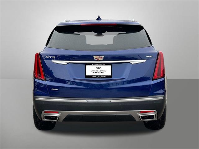 new 2025 Cadillac XT5 car, priced at $55,615