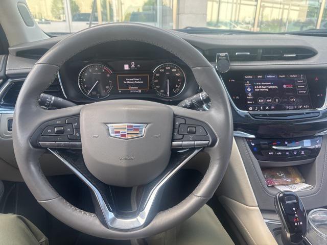 used 2023 Cadillac XT6 car, priced at $41,000