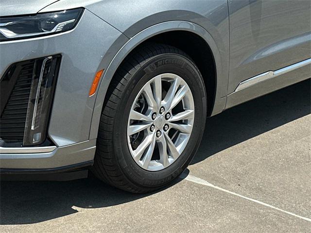 new 2025 Cadillac XT6 car, priced at $53,085