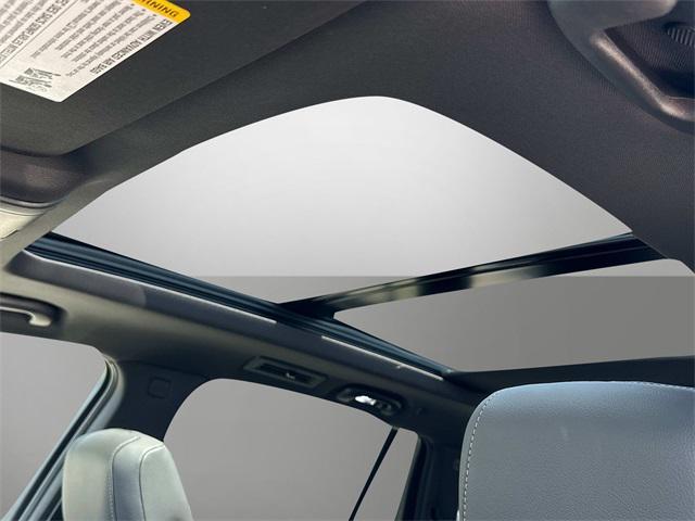 new 2025 Cadillac XT6 car, priced at $53,085