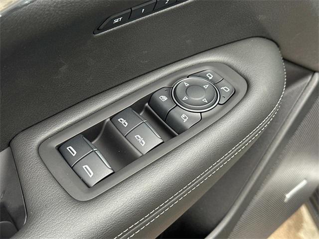 used 2025 Cadillac XT6 car, priced at $50,085