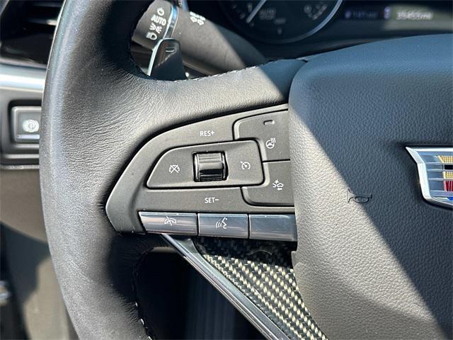 used 2020 Cadillac XT6 car, priced at $32,000
