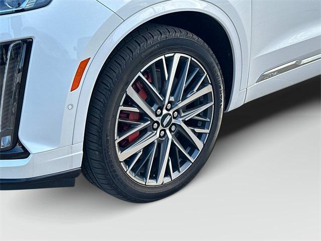 new 2025 Cadillac XT6 car, priced at $67,960