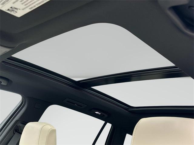 new 2025 Cadillac XT6 car, priced at $70,693