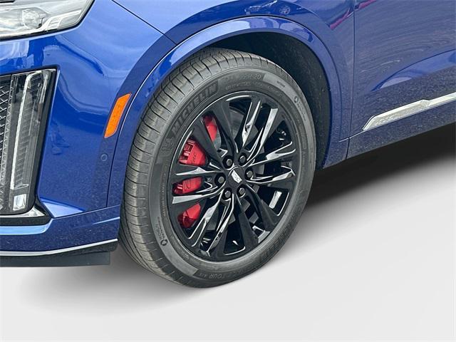 new 2025 Cadillac XT6 car, priced at $70,693