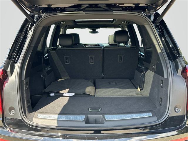 used 2025 Cadillac XT6 car, priced at $55,000