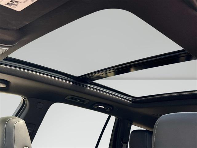 used 2025 Cadillac XT6 car, priced at $55,000