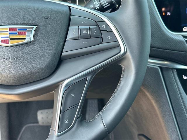 used 2025 Cadillac XT5 car, priced at $46,250
