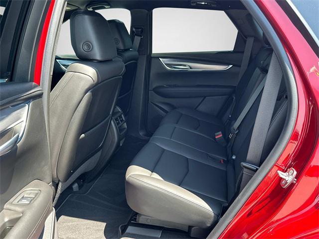 used 2025 Cadillac XT5 car, priced at $46,250