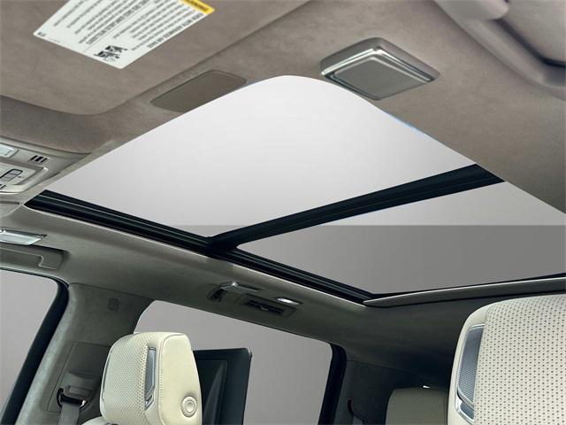 used 2022 Cadillac Escalade ESV car, priced at $72,750