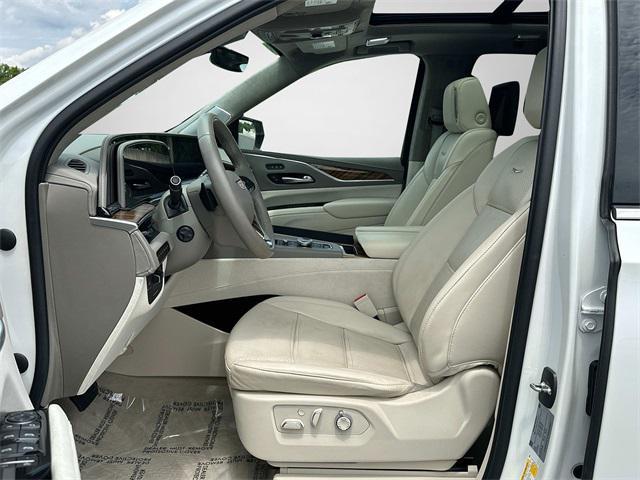 used 2022 Cadillac Escalade ESV car, priced at $72,750