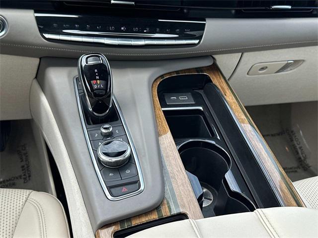used 2022 Cadillac Escalade ESV car, priced at $72,750