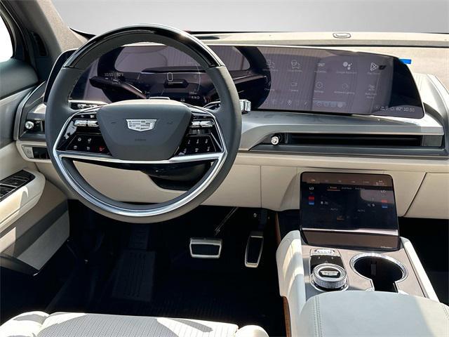 new 2026 Cadillac VISTIQ car, priced at $82,565