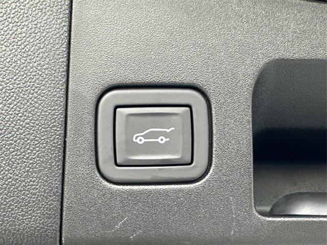 used 2025 Cadillac XT5 car, priced at $44,250