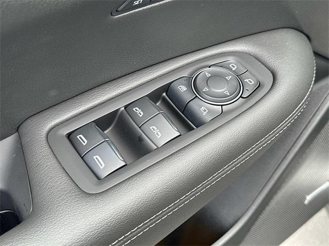 new 2025 Cadillac XT6 car, priced at $60,514