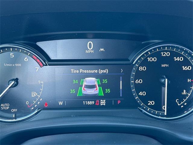 used 2022 Cadillac XT4 car, priced at $31,495