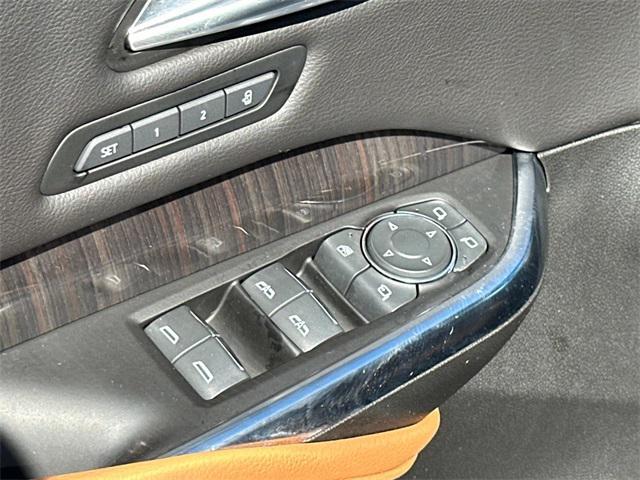 used 2022 Cadillac XT4 car, priced at $31,495