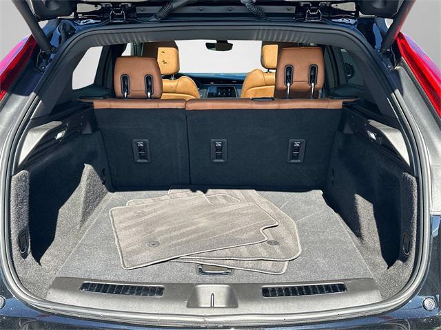 used 2022 Cadillac XT4 car, priced at $31,495
