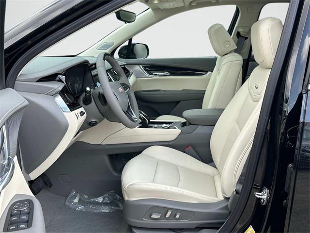new 2025 Cadillac XT6 car, priced at $69,540