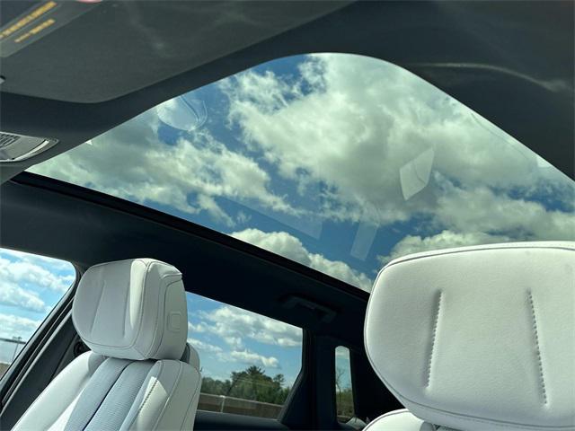 new 2025 Cadillac LYRIQ car, priced at $64,640