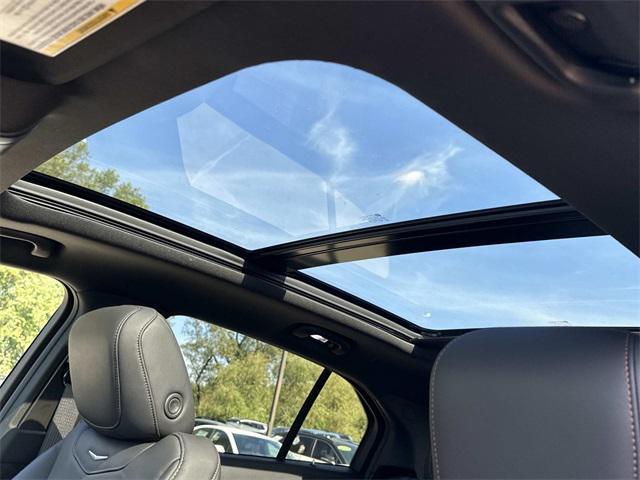used 2022 Cadillac XT4 car, priced at $32,250