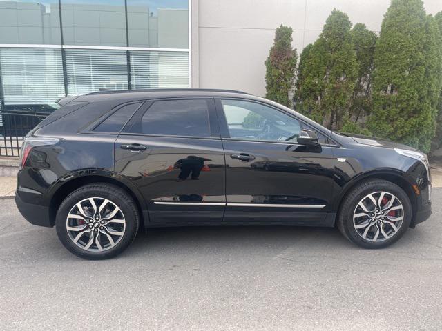 used 2023 Cadillac XT5 car, priced at $40,500