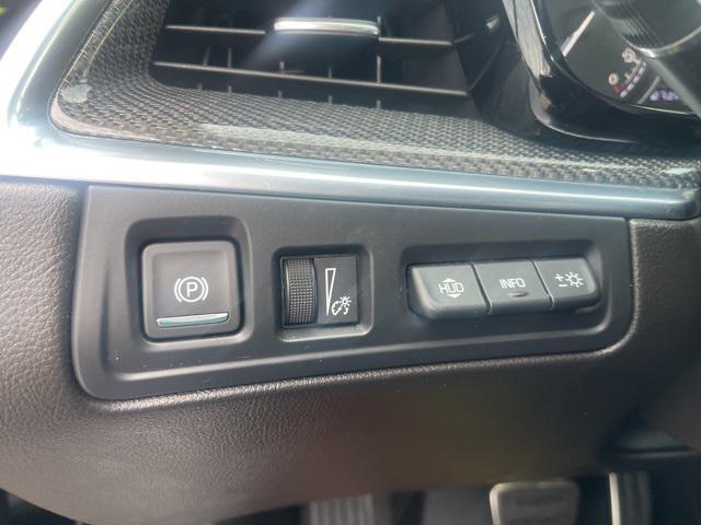 used 2023 Cadillac XT5 car, priced at $40,500