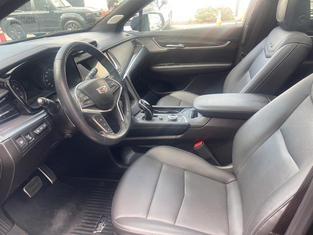 used 2023 Cadillac XT5 car, priced at $40,500