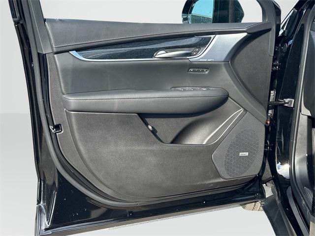new 2025 Cadillac XT5 car, priced at $60,164