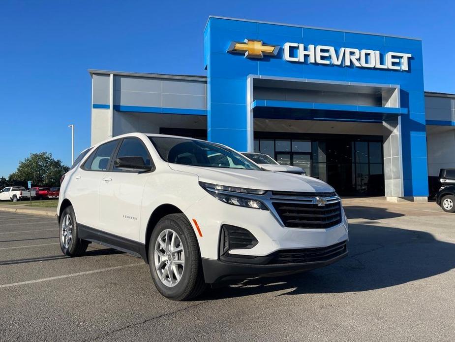 new 2024 Chevrolet Equinox car, priced at $26,456