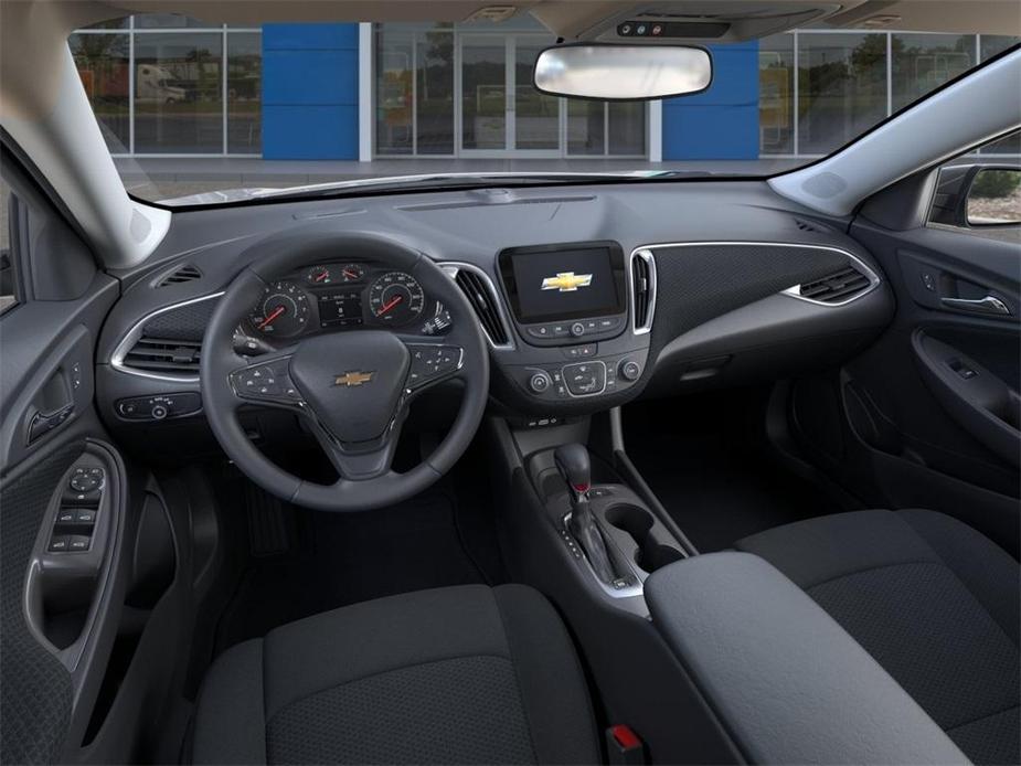 new 2024 Chevrolet Malibu car, priced at $26,431