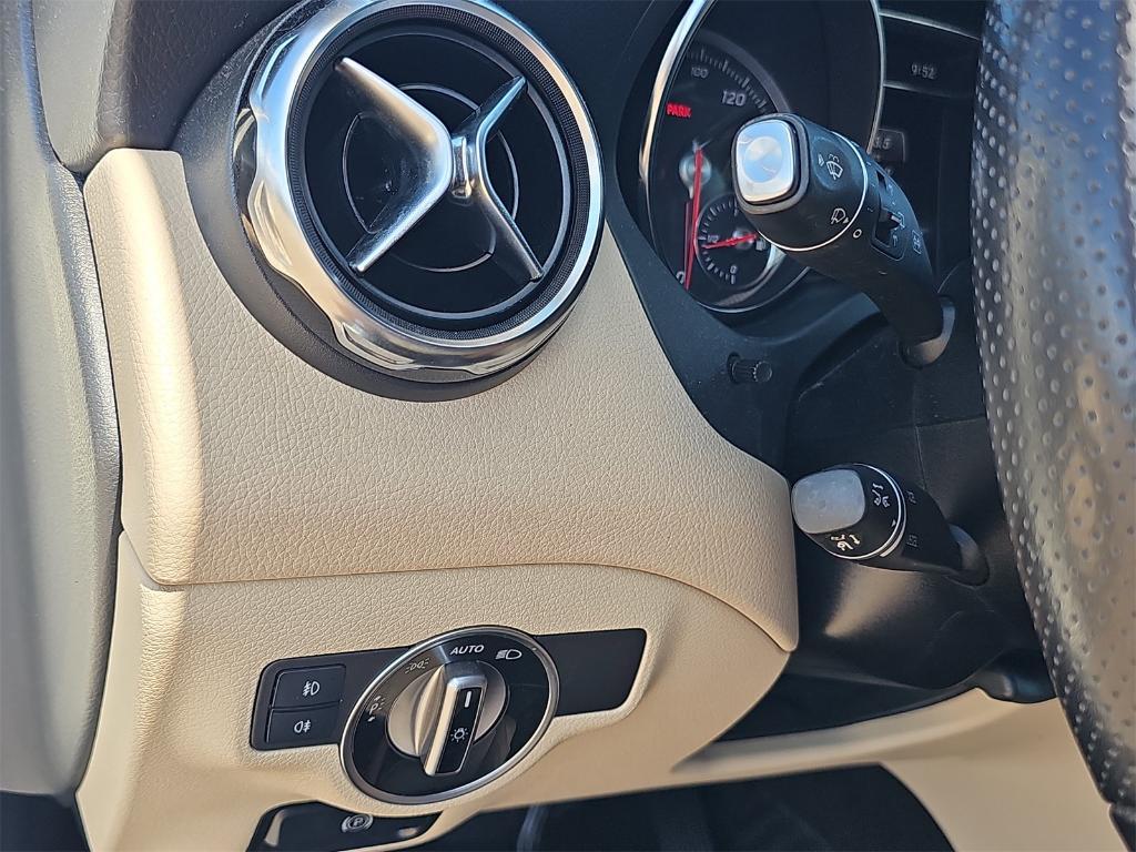 used 2019 Mercedes-Benz GLA 250 car, priced at $17,119