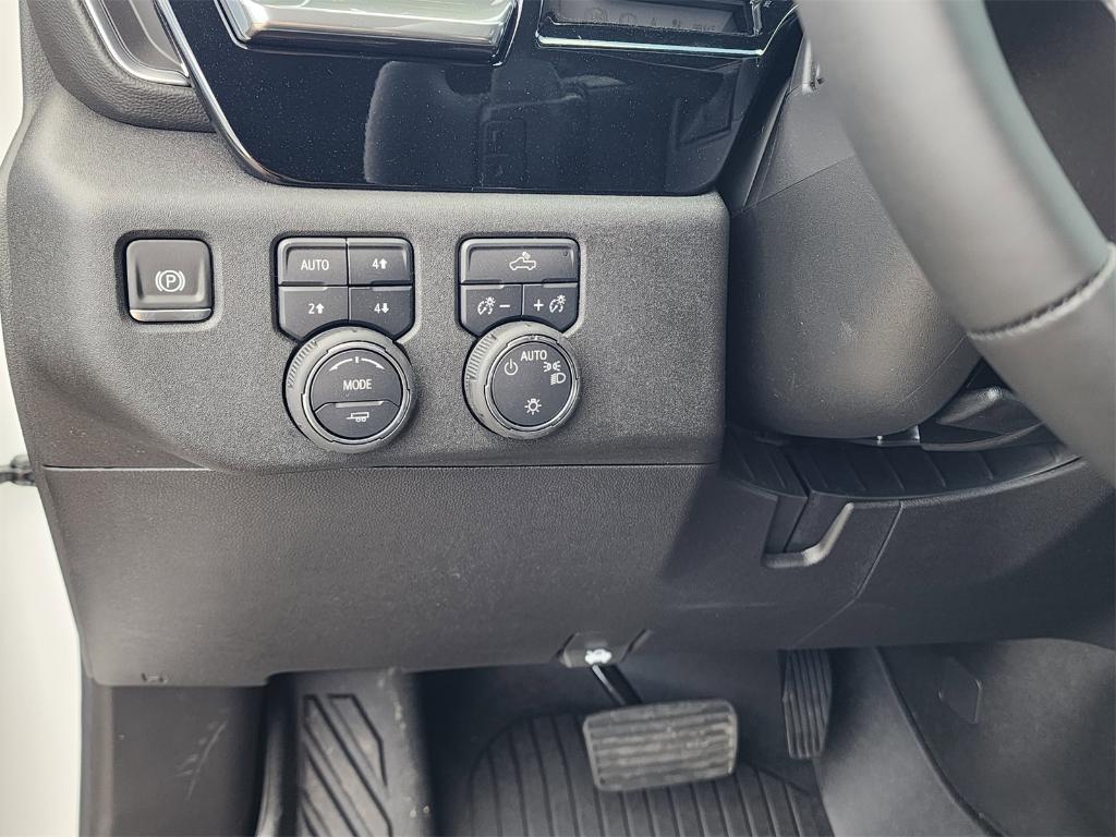 new 2025 Chevrolet Silverado 1500 car