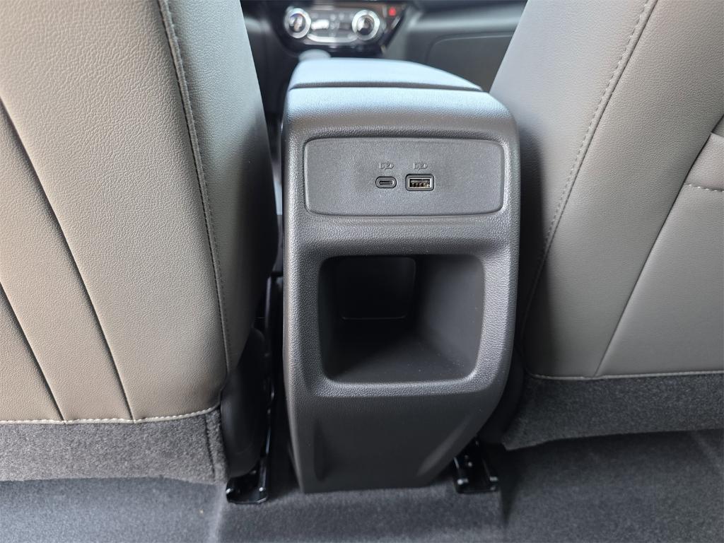 new 2025 Chevrolet Trax car, priced at $25,432