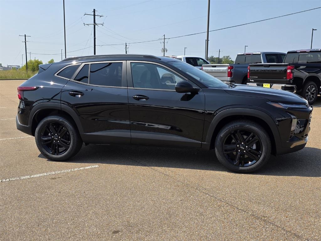 new 2025 Chevrolet Trax car, priced at $25,432