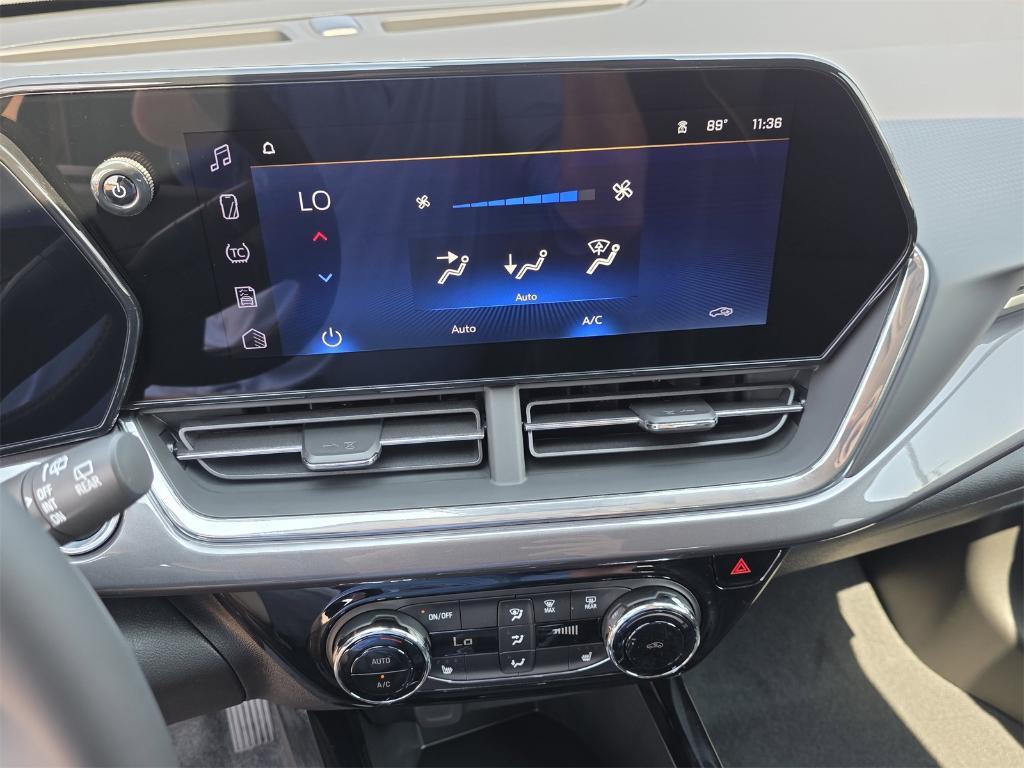 new 2025 Chevrolet Trax car, priced at $25,432