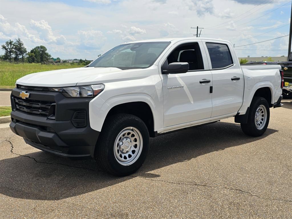 new 2026 Chevrolet Colorado car, priced at $32,995